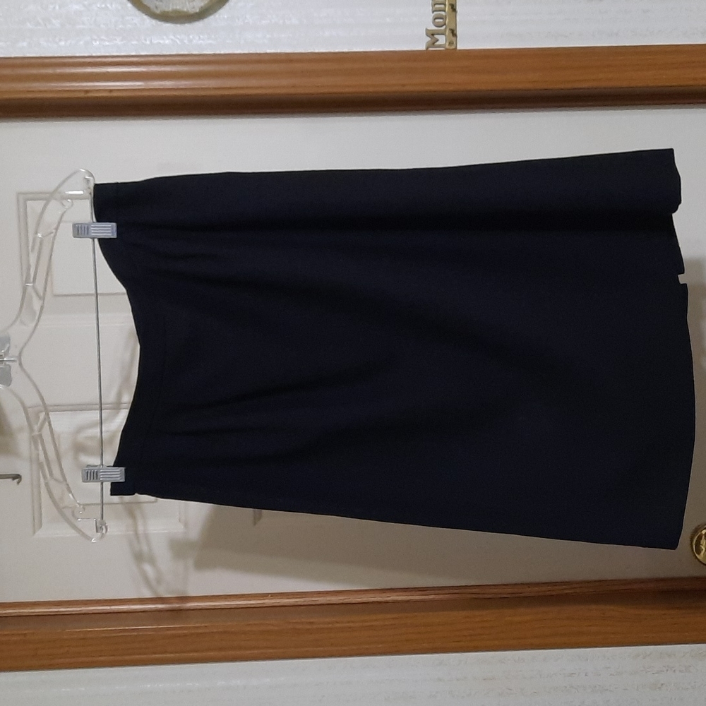 Black skirt